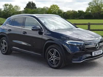 Begagnad Mercedes EQA250 AMG line 139 kW (190 HK) 2021 Svart SUV