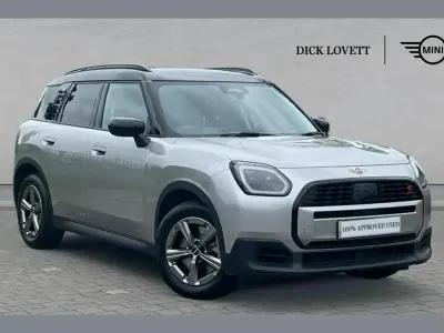 Usado Mini Countryman Classic 214 CV (157 kW) 2024 Plateado SUV
