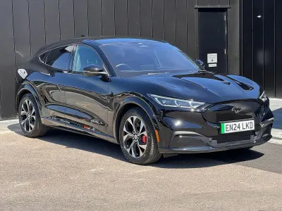 Used Ford Mustang Premium 294 HP (216 kW) 2024 Black Hatchback
