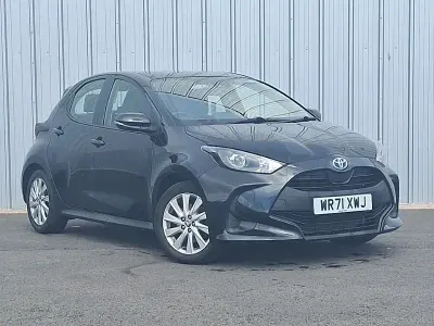 Used Toyota Yaris 116 HP (85 kW) 2021 Black Hatchback