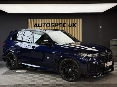 Gebraucht BMW X5 M Sport 490 PS (360 kW) 2024 Blau SUV