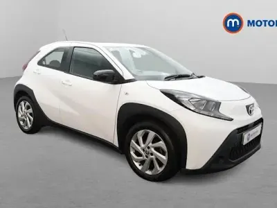 Używany Toyota Aygo X PURE 72 KM (52 kW) 2025 SUV