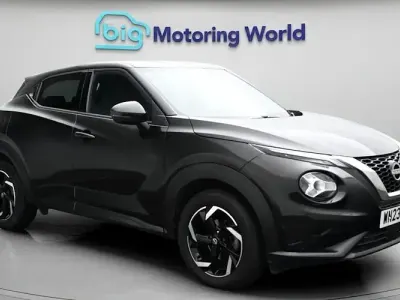 Usado Nissan Juke N-Connecta 114 HP (83 kW) 2023 Preto SUV