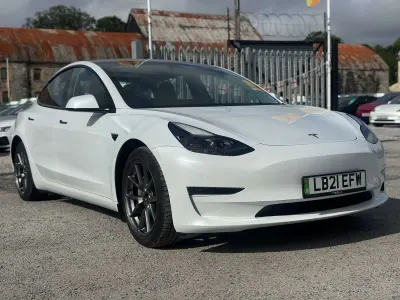 Used Tesla Model 3 Long Range AWD 366 kW (498 HP) 2021 White Sedan