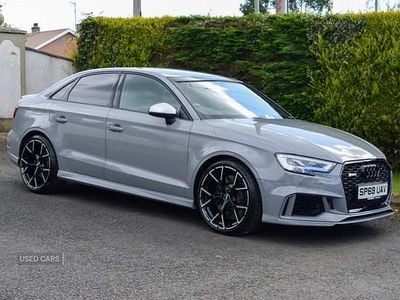 Używany Audi RS3 Sport 400 KM (294 kW) 2019 Szary Sedan/Limuzyna