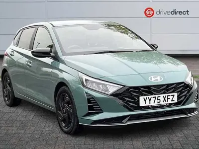 Used Hyundai i20 Blackline 90 HP (66 kW) 2025 Green Hatchback