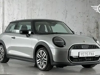 Used Mini Cooper Hatch 113 kW (154 HP) 2025 Silver Hatchback