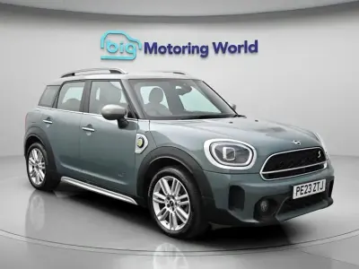 Used Mini Cooper Countryman Exclusive 222 HP (163 kW) 2023 Green SUV