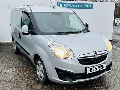 Used Vauxhall Combo Sportive 95 HP (69 kW) 2017 Silver MPV