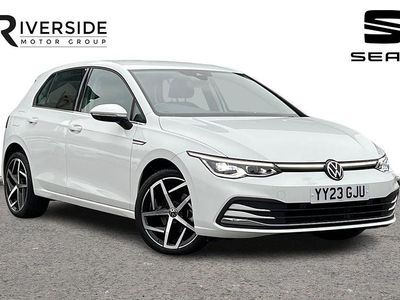 Used VW Golf VIII Style 130 HP (95 kW) 2023 White Hatchback