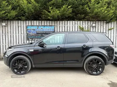 Used Land Rover Discovery 5 HSE 2018 Black SUV