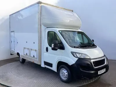 Used Peugeot Boxer 160 HP (117 kW) 2021 White Van