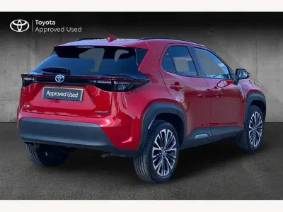 Used Toyota Yaris Cross 116 HP (85 kW) 2023 Red SUV