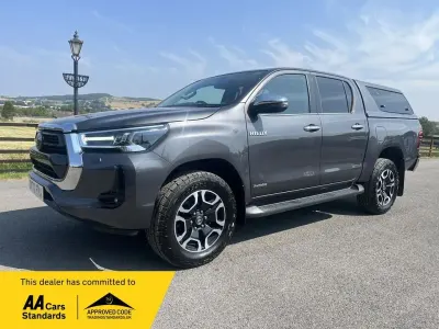 Used Toyota HiLux 150 HP (110 kW) 2022 Grey Pickup