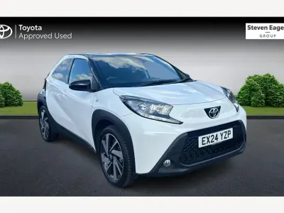 Used Toyota Aygo X 70 HP (51 kW) 2024 White SUV