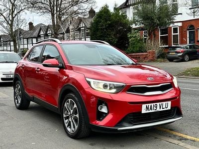 Red Used 2019 Kia Stonic SUV | £9,999 (Fair price)