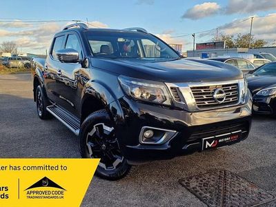 Black Used 2019 Nissan Navara Tekna Pickup | £16,195 (A bit pricey)