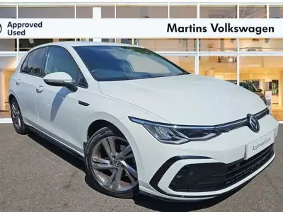 Second-hand VW Golf VIII 150 CP (110 kW) 2022