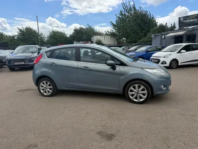 Used Ford Fiesta Zetec 2010 Blue Hatchback
