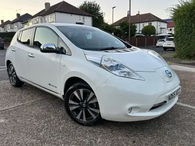 Used Nissan Leaf Tekna 80 kW (109 HP) 2016 Hatchback
