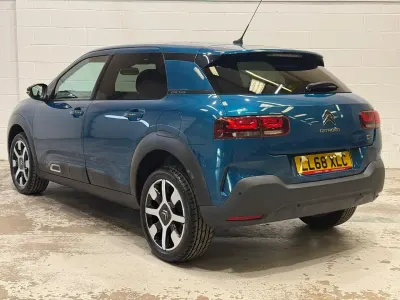 Usado Citroën C4 Cactus Flair 108 HP (79 kW) 2019 Azul Citadino