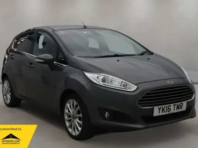 Used Ford Fiesta Titanium X 125 HP (91 kW) 2016 Grey Hatchback