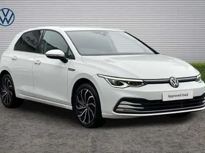 Used VW Golf VIII Edition 150 HP (110 kW) 2023 White Hatchback