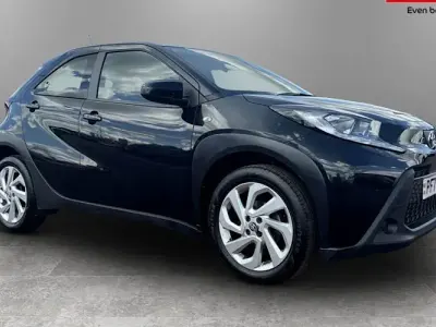 Used Toyota Aygo X PURE 72 HP (52 kW) 2023 Black SUV