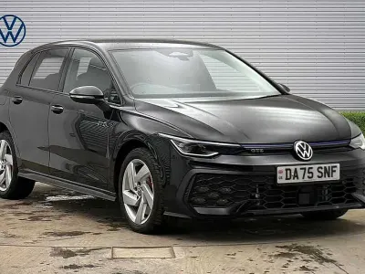 Used VW Golf VIII GTE 272 HP (200 kW) 2026 Black Hatchback
