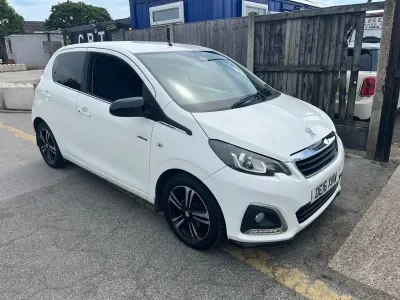 Used Peugeot 108 GT-line 82 HP (60 kW) 2016 White Hatchback
