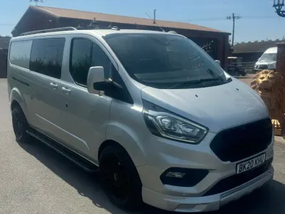 Used Ford Transit Custom Limited 130 HP (95 kW) 2020 Silver Van