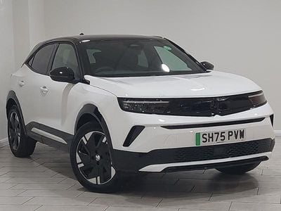 New Vauxhall Mokka 114 kW (156 HP) 2025 Brilliant paint  arctic white SUV
