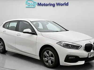 Used BMW 118 136 HP (100 kW) 2023 White Hatchback