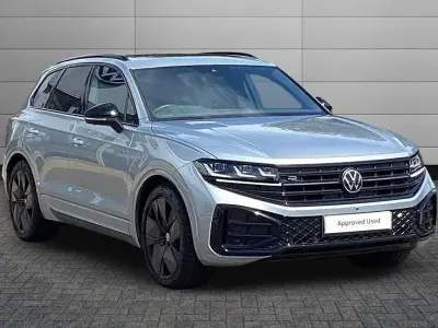 Used VW Touareg Edition 286 HP (210 kW) 2026 Silver SUV