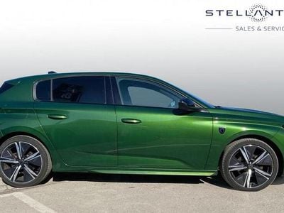 Used Peugeot 308 GT 129 HP (94 kW) 2023 Green Hatchback
