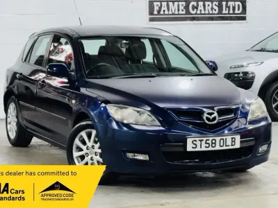 Usado Mazda 3 Takara 105 HP (77 kW) 2009 Azul Citadino