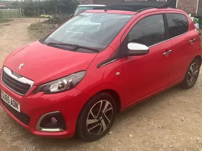 Used Peugeot 108 Allure 82 HP (60 kW) 2015 Red Hatchback