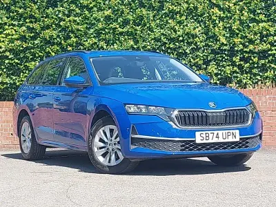 Used Skoda Octavia SE Technology 116 HP (85 kW) 2025 Blue Estate