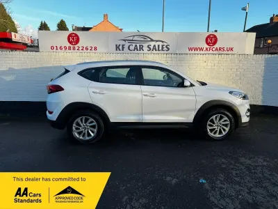 Gebraucht Hyundai Tucson SE 136 PS (100 kW) 2018 Weiß SUV