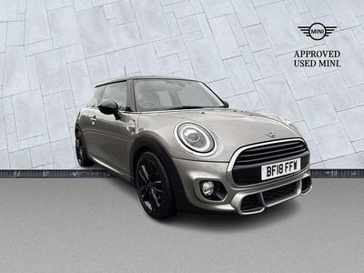 Used Mini Cooper Hatch 136 HP (100 kW) 2018 Silver Hatchback