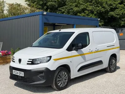 Used Peugeot Partner S 131 HP (96 kW) 2024 White MPV