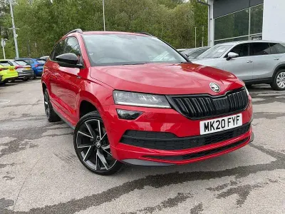 Begagnad Skoda Karoq SportLine 150 HK (110 kW) 2020 Röd SUV