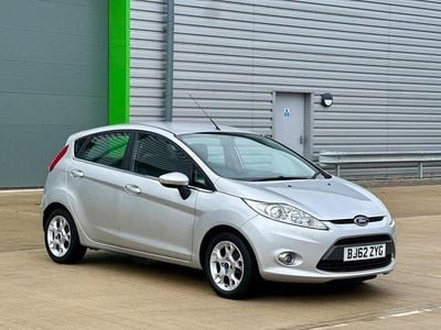 Used Ford Fiesta Zetec 82 HP (60 kW) 2012 Silver Hatchback