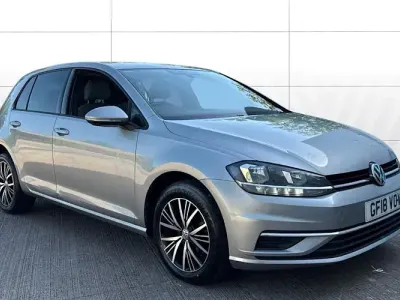 Used VW Golf VII SE 110 HP (80 kW) 2018 Silver Hatchback