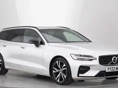 Used Volvo V60 R-Design 163 HP (119 kW) 2022 Estate