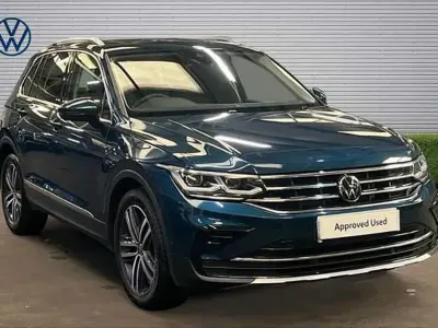 Used VW Tiguan Elegance 150 HP (110 kW) 2023 Blue SUV