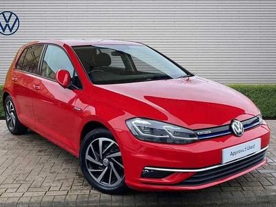 Used VW Golf VIII Edition 130 HP (95 kW) 2020 Red Hatchback