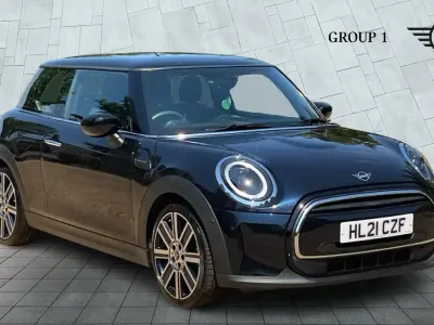 Used Mini Cooper Exclusive 136 HP (100 kW) 2021 Black Hatchback