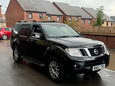 Used Nissan Pathfinder Tekna 2012 Black SUV
