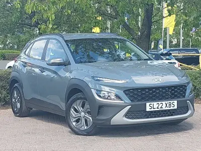 Używany Hyundai Kona SE 141 KM (103 kW) 2022 Zielony SUV